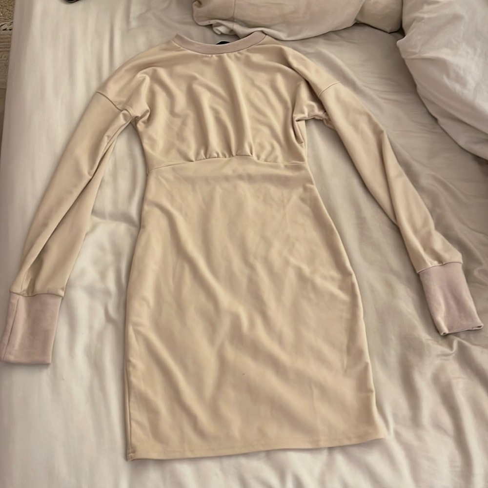 Long sleeve dress